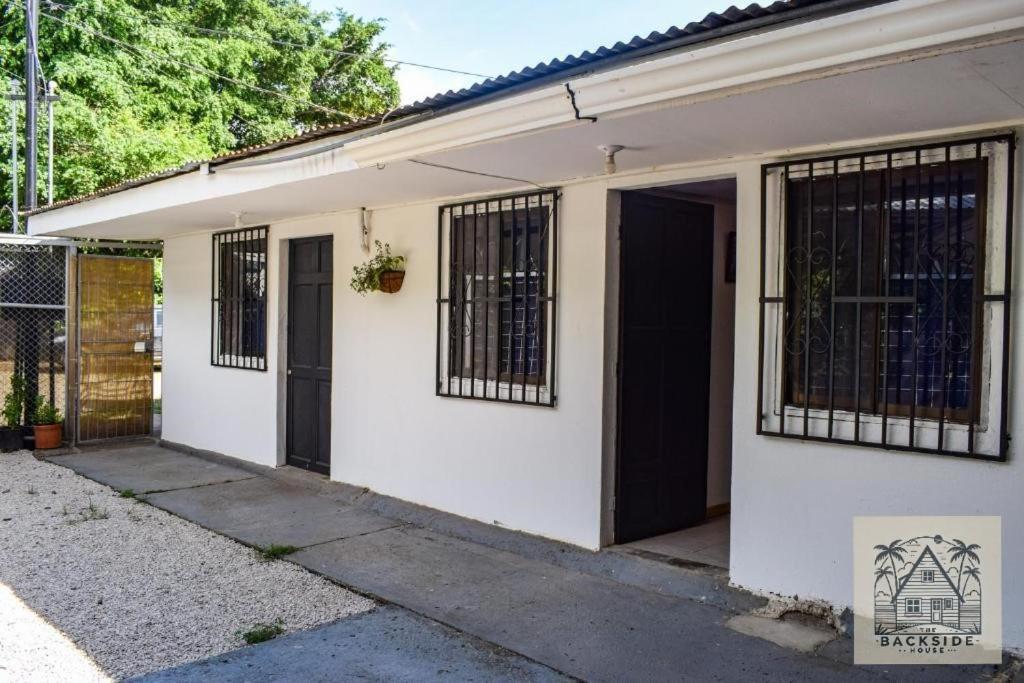 Hostel The Backside House Tamarindo Exterior foto