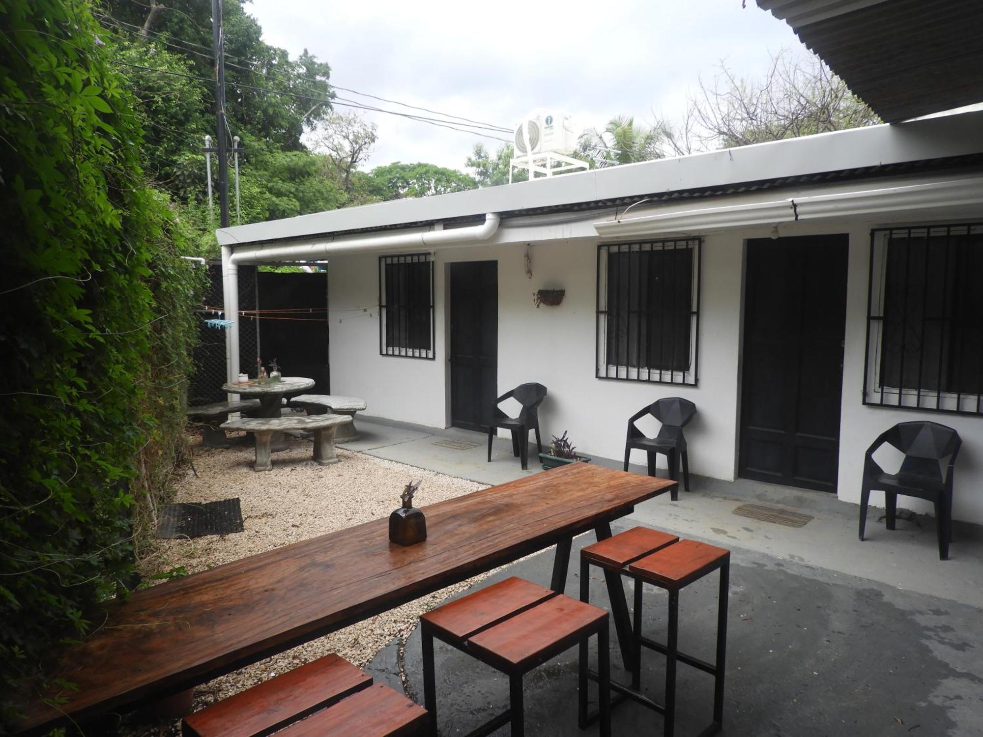 Hostel The Backside House Tamarindo Exterior foto